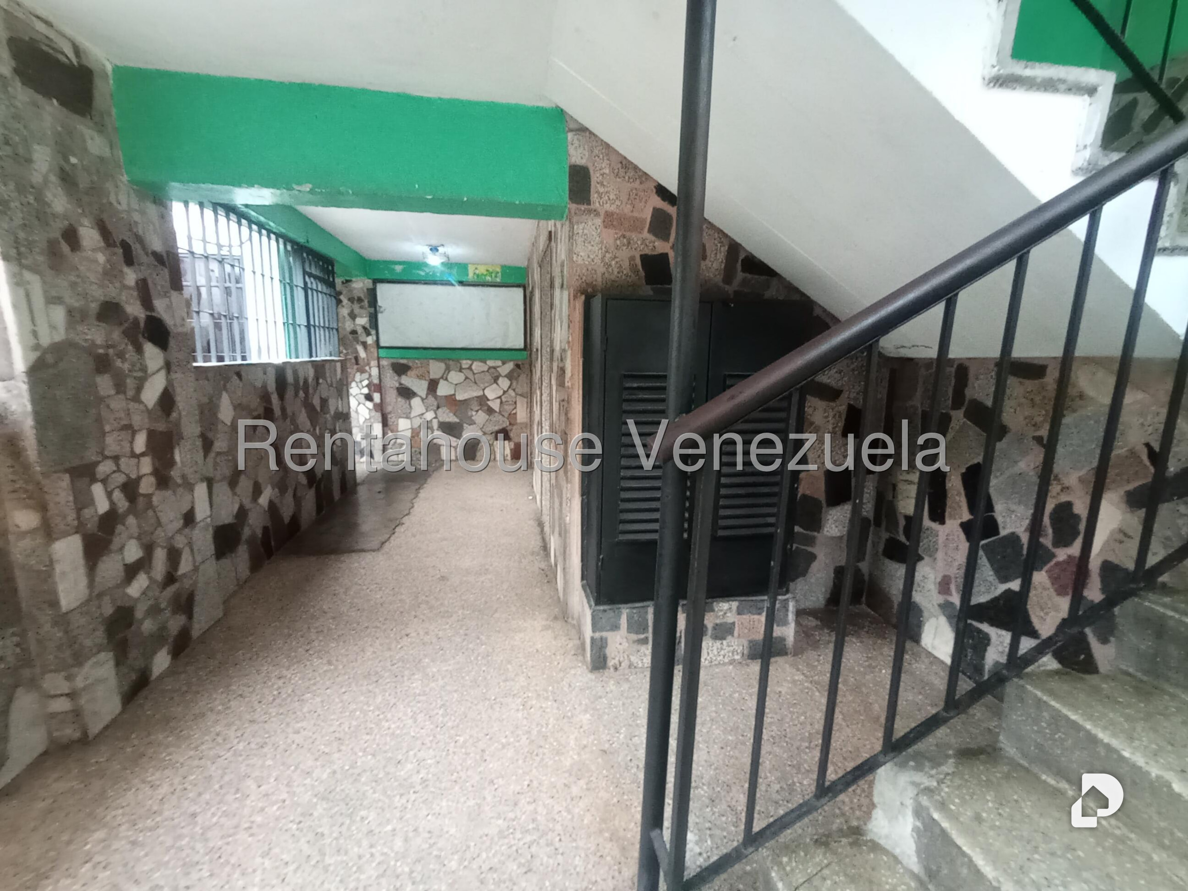 Apartamento en Menca de Leoni, Guarenas – 3
