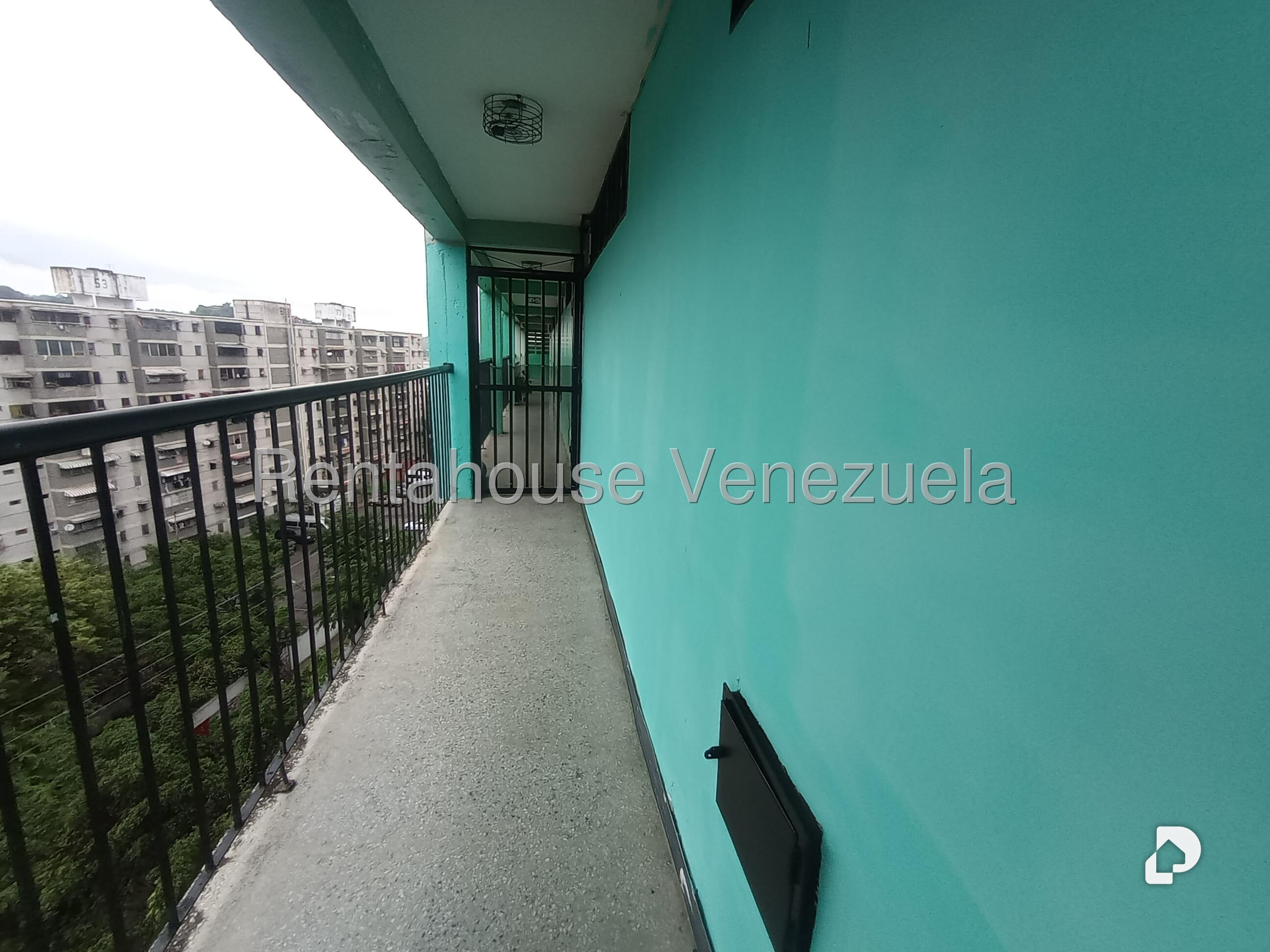 Apartamento en Menca de Leoni, Guarenas – 29