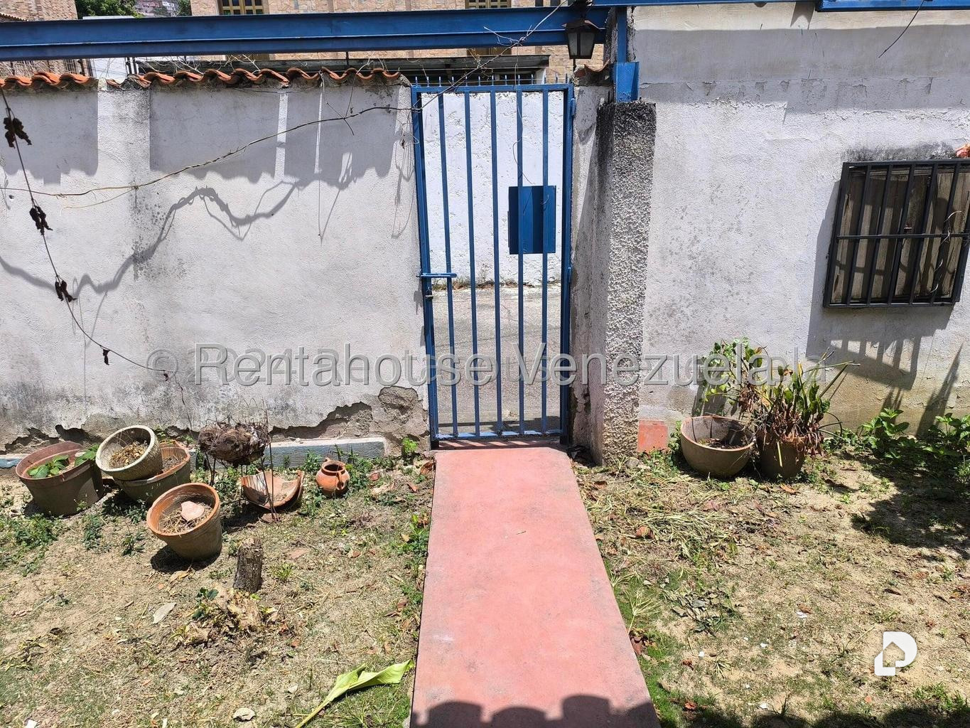 Casa en El Paraíso, Caracas – 26