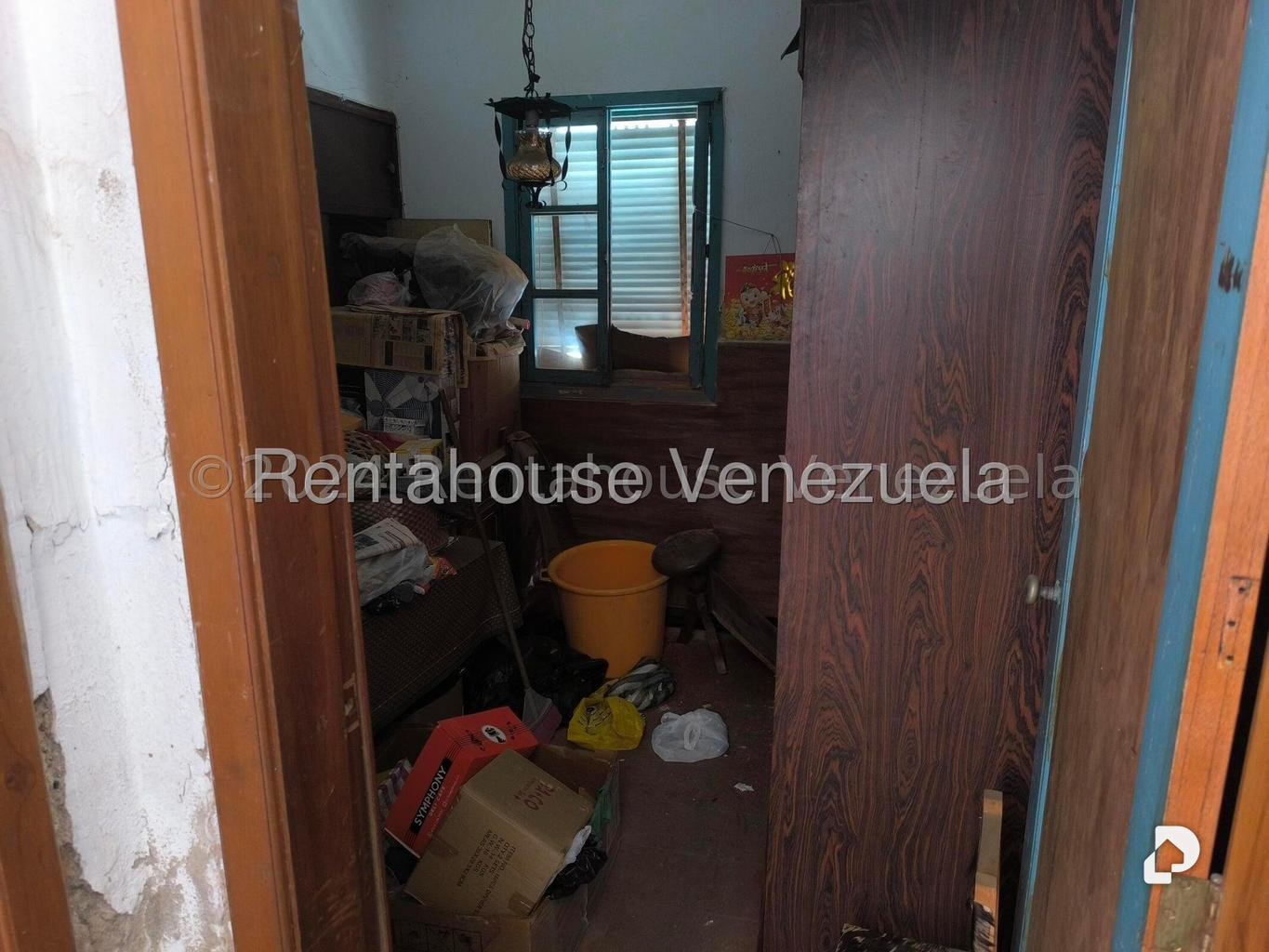 Casa en El Paraíso, Caracas – 12