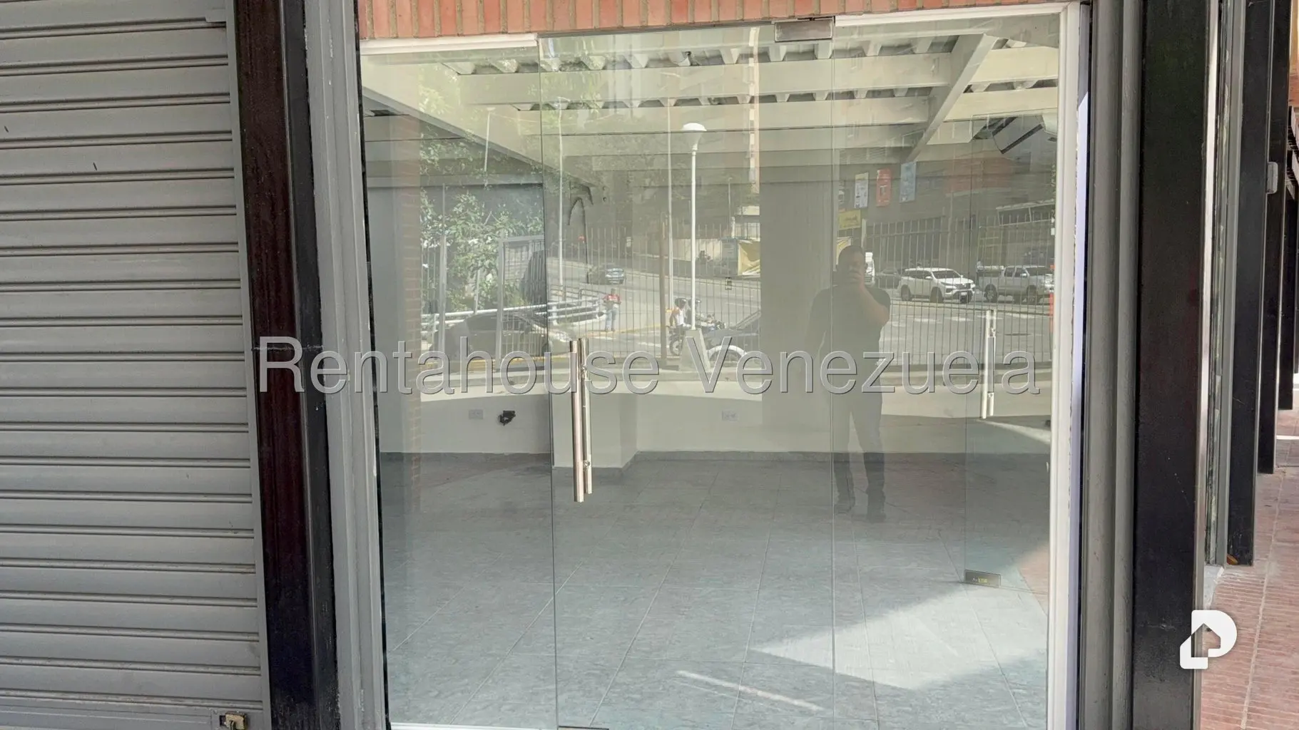 Local comercial en San Bernardino, Caracas – 4