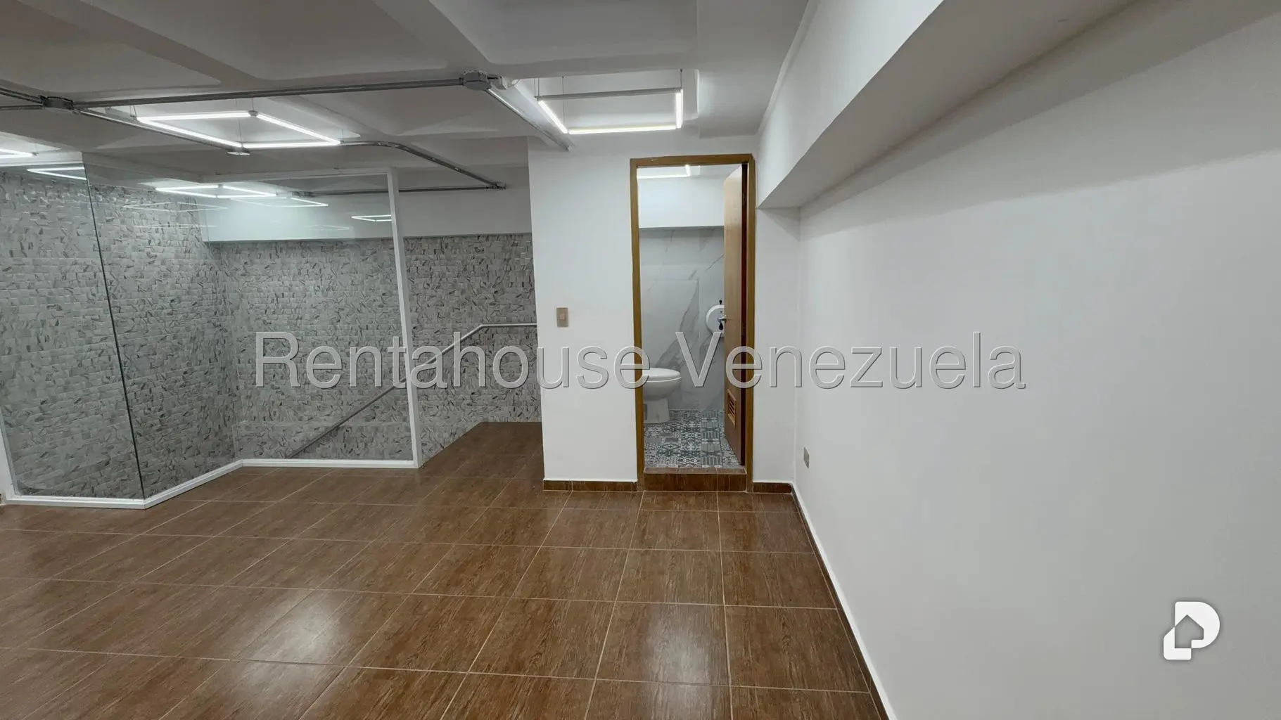 Local comercial en San Bernardino, Caracas – 30