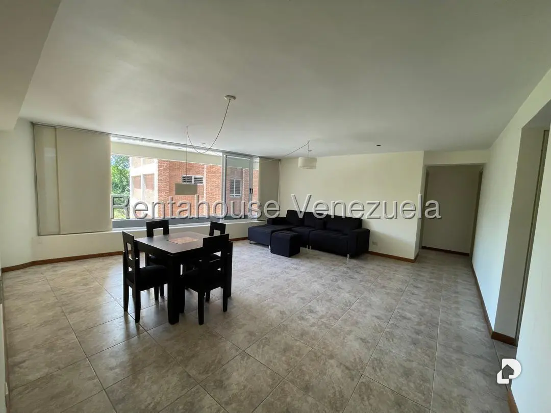 Apartamento en La Boyera, Caracas – 2