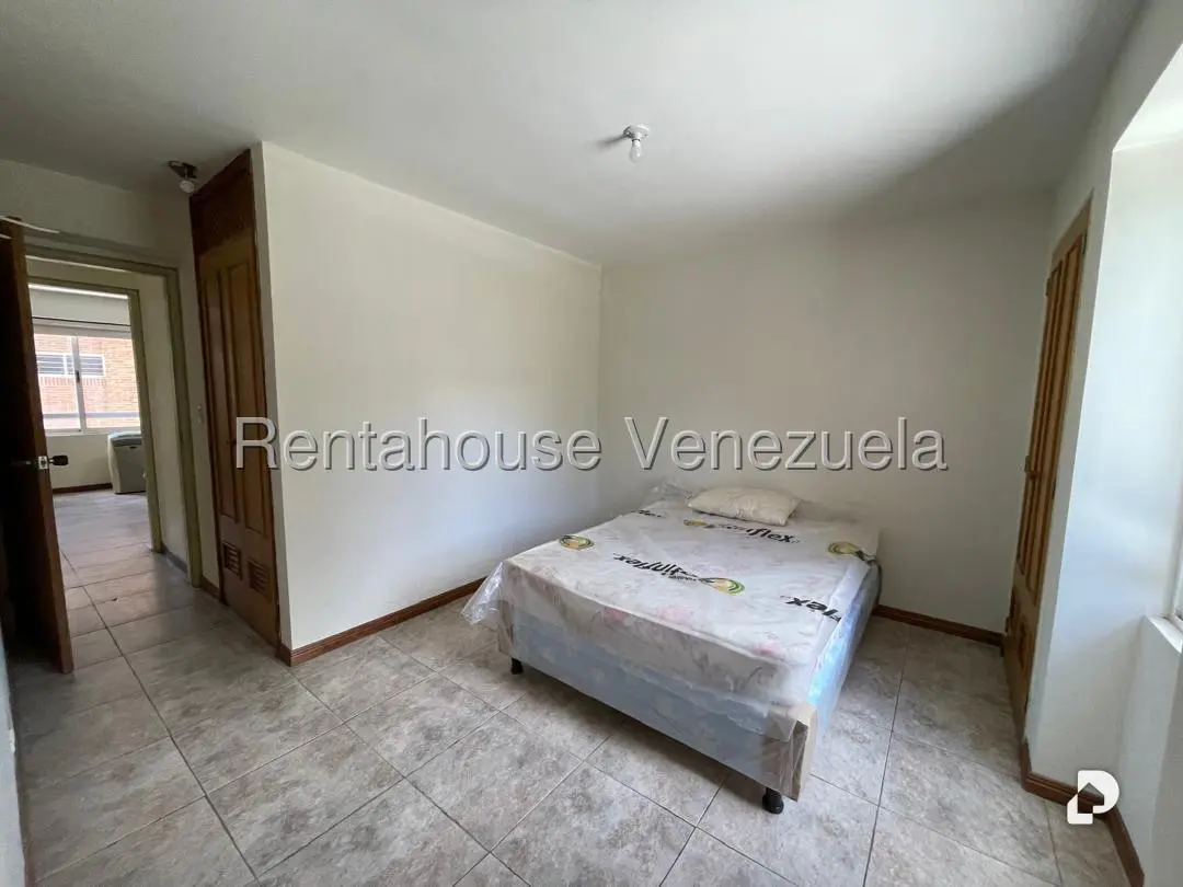 Apartamento en La Boyera, Caracas – 12