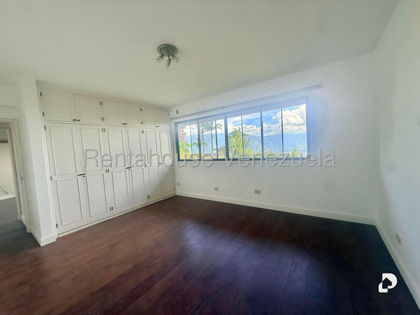 Casa en La Lagunita Country Club, Caracas