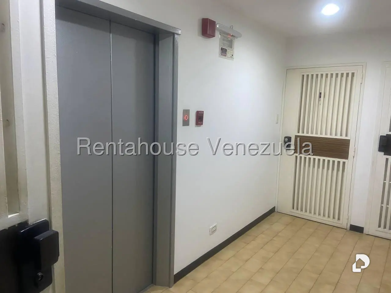 Apartamento en Manzanares, Caracas – 17