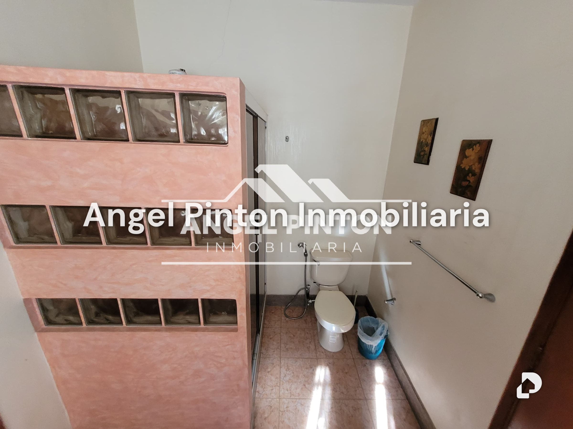 Casa en Santa Rita, Maracaibo – 8