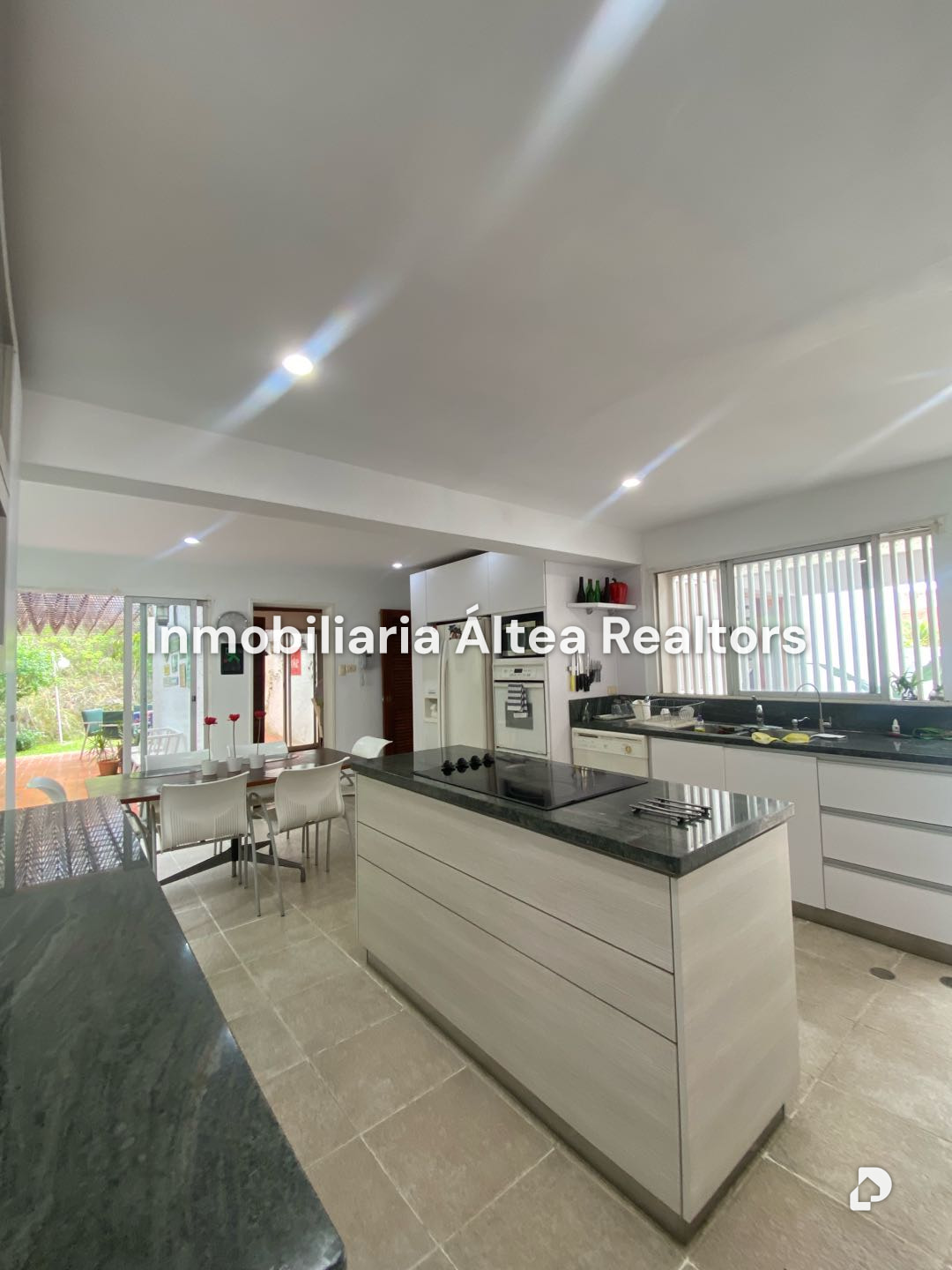 Casa en Colinas de Tamanaco, Caracas – 3