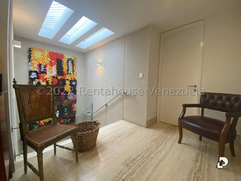 Casa en Santa Eduvigis, Caracas – 15