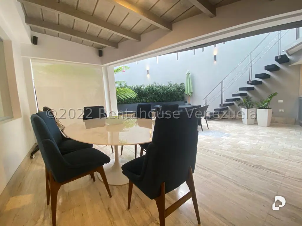 Casa en Santa Eduvigis, Caracas – 30