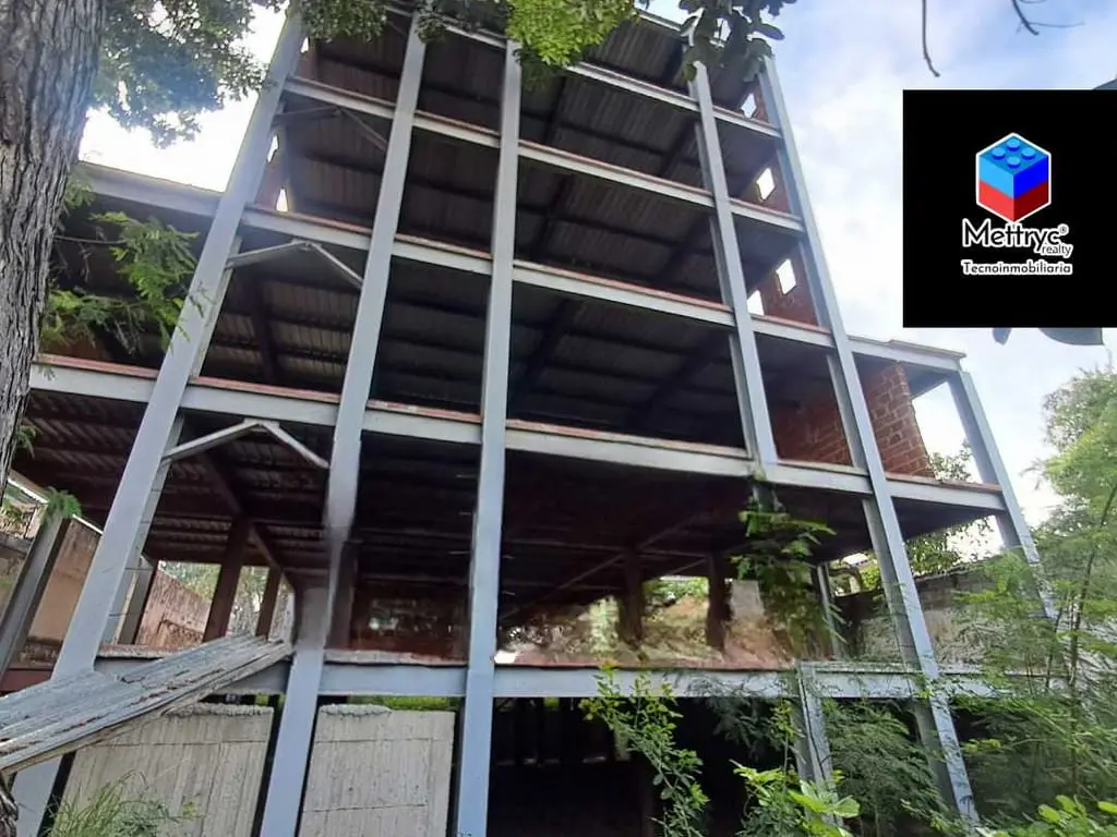 Building in Del Este, Barquisimeto - 1