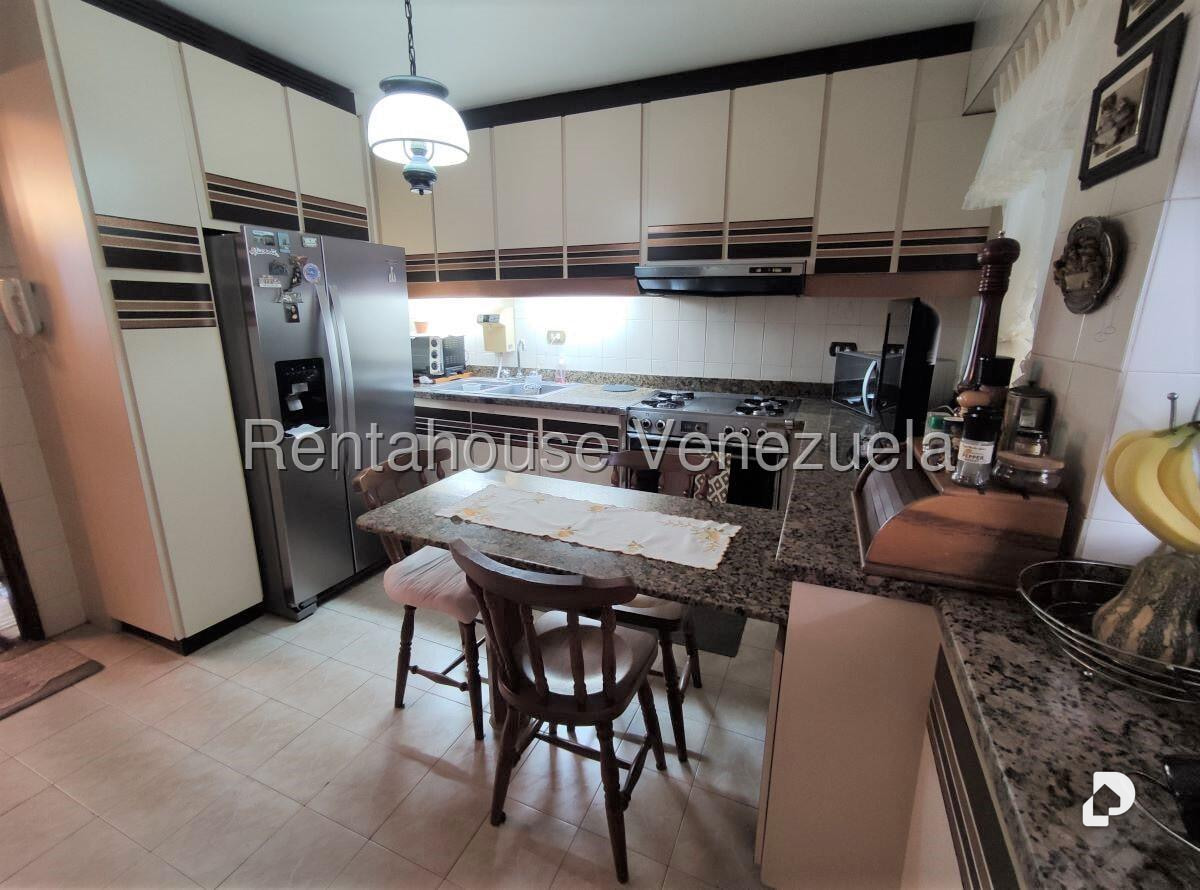 Apartment in Las Esmeraldas, Caracas – 10