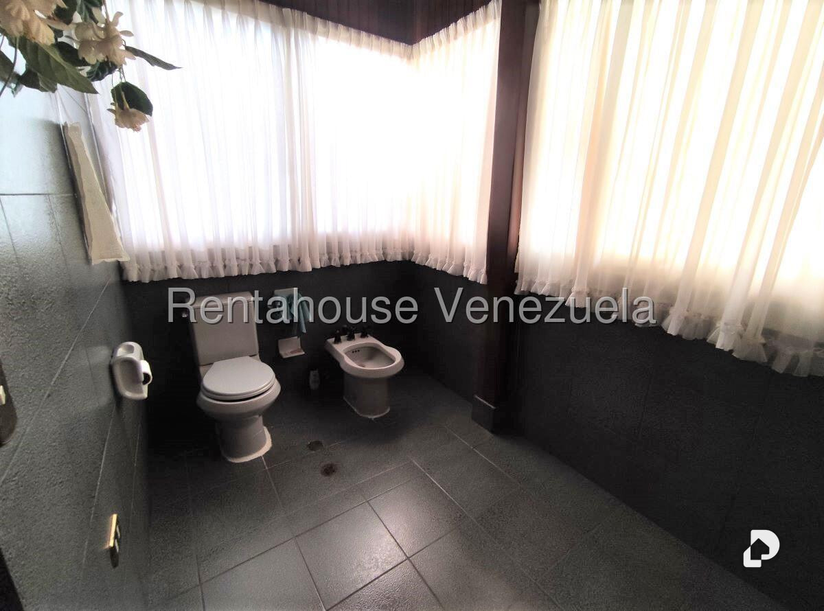 Apartment in Las Esmeraldas, Caracas – 29