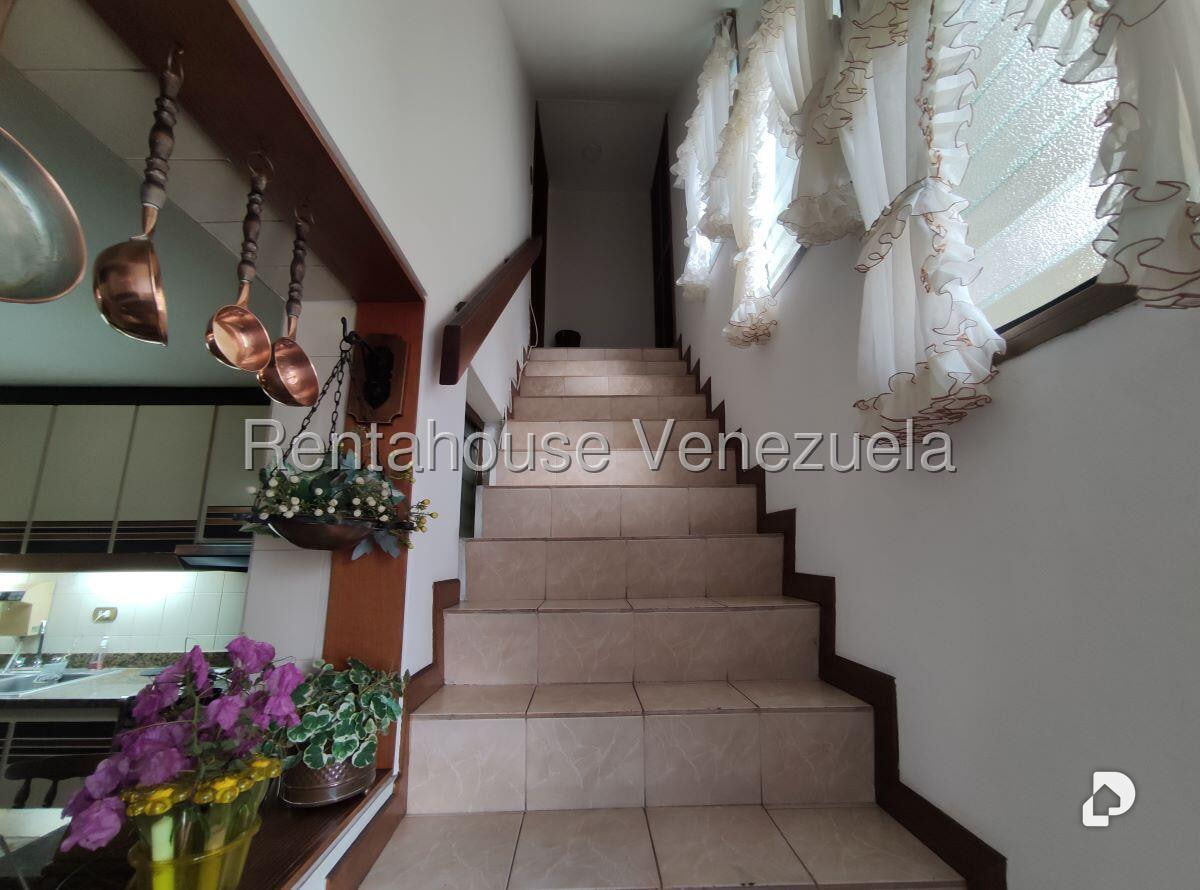 Apartment in Las Esmeraldas, Caracas – 12