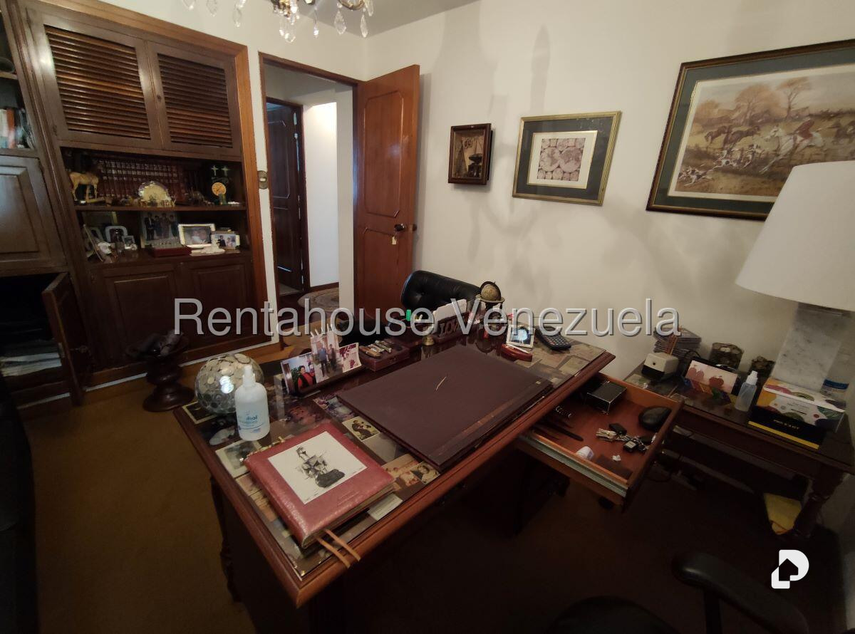 Apartment in Las Esmeraldas, Caracas – 14