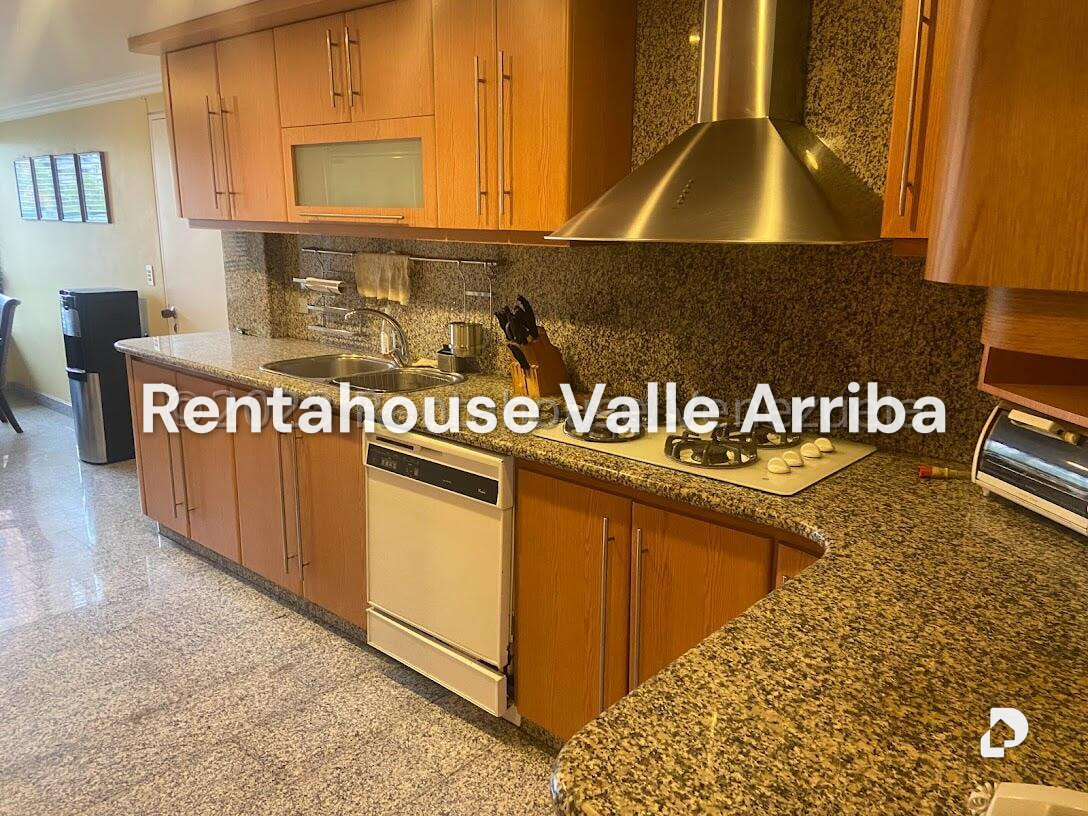 Apartment in Colinas de Valle Arriba, Caracas – 13