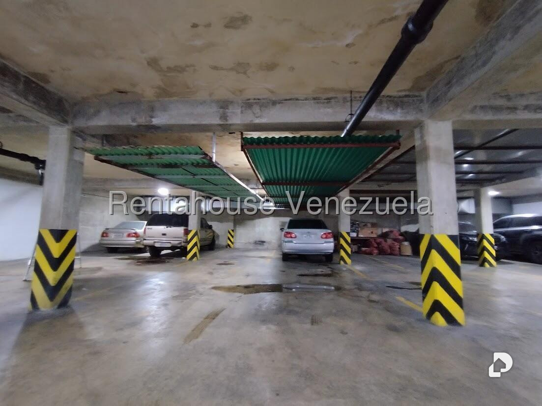 Apartamento en La Florida, Caracas – 26