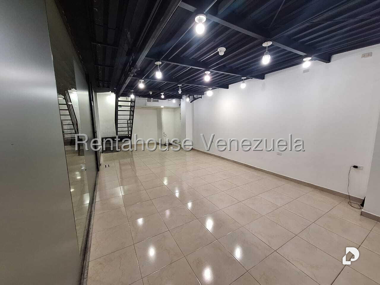 Local comercial en Chuao, Caracas – 5