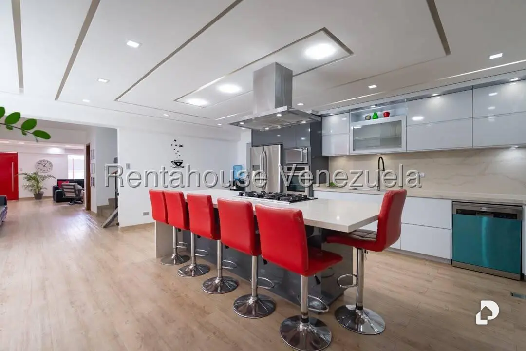 Casa en Colinas de Vista Alegre, Caracas – 22