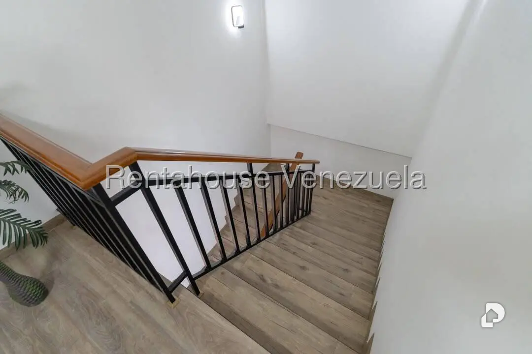 Casa en Colinas de Vista Alegre, Caracas – 39