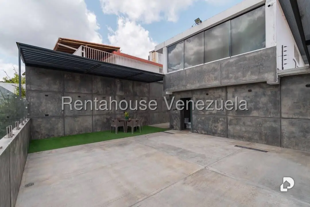 Casa en Colinas de Vista Alegre, Caracas – 31