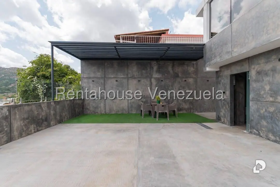 Casa en Colinas de Vista Alegre, Caracas – 33
