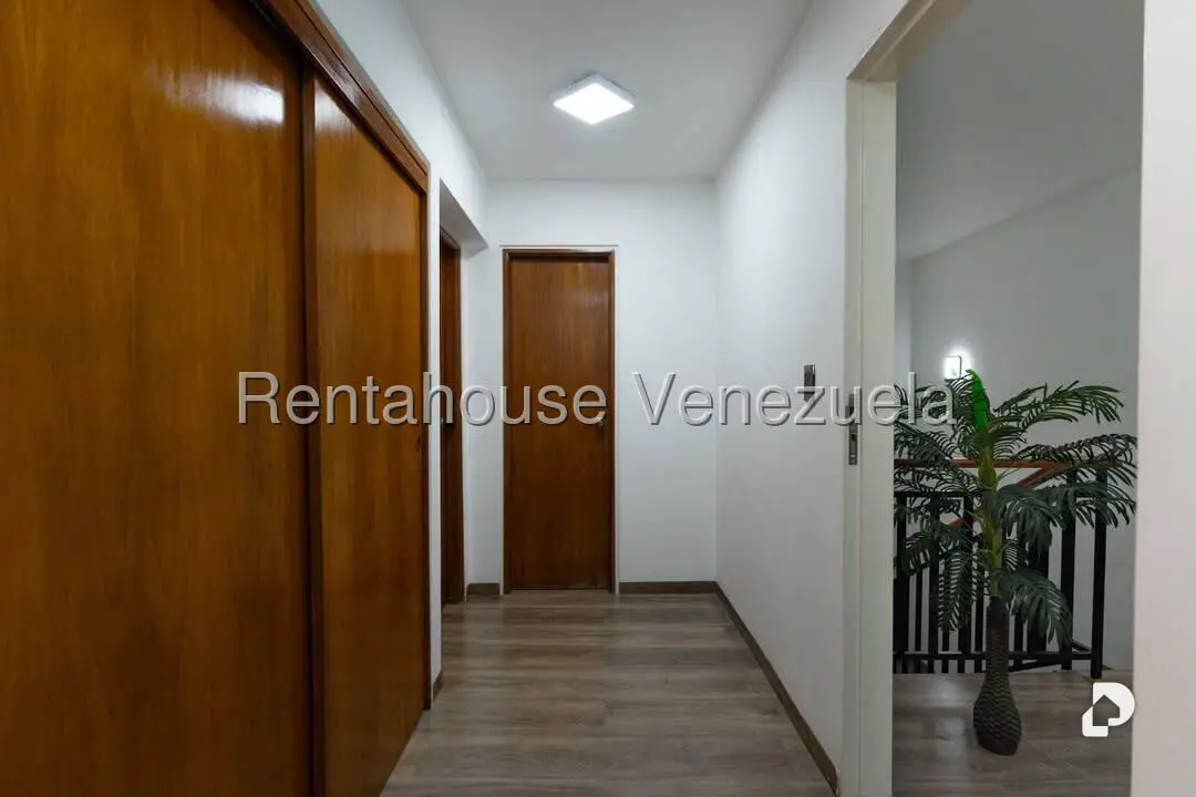 Casa en Colinas de Vista Alegre, Caracas – 49