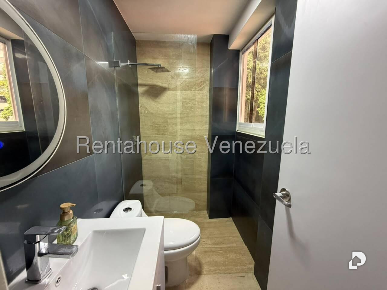 Apartamento en Chulavista, Caracas – 12