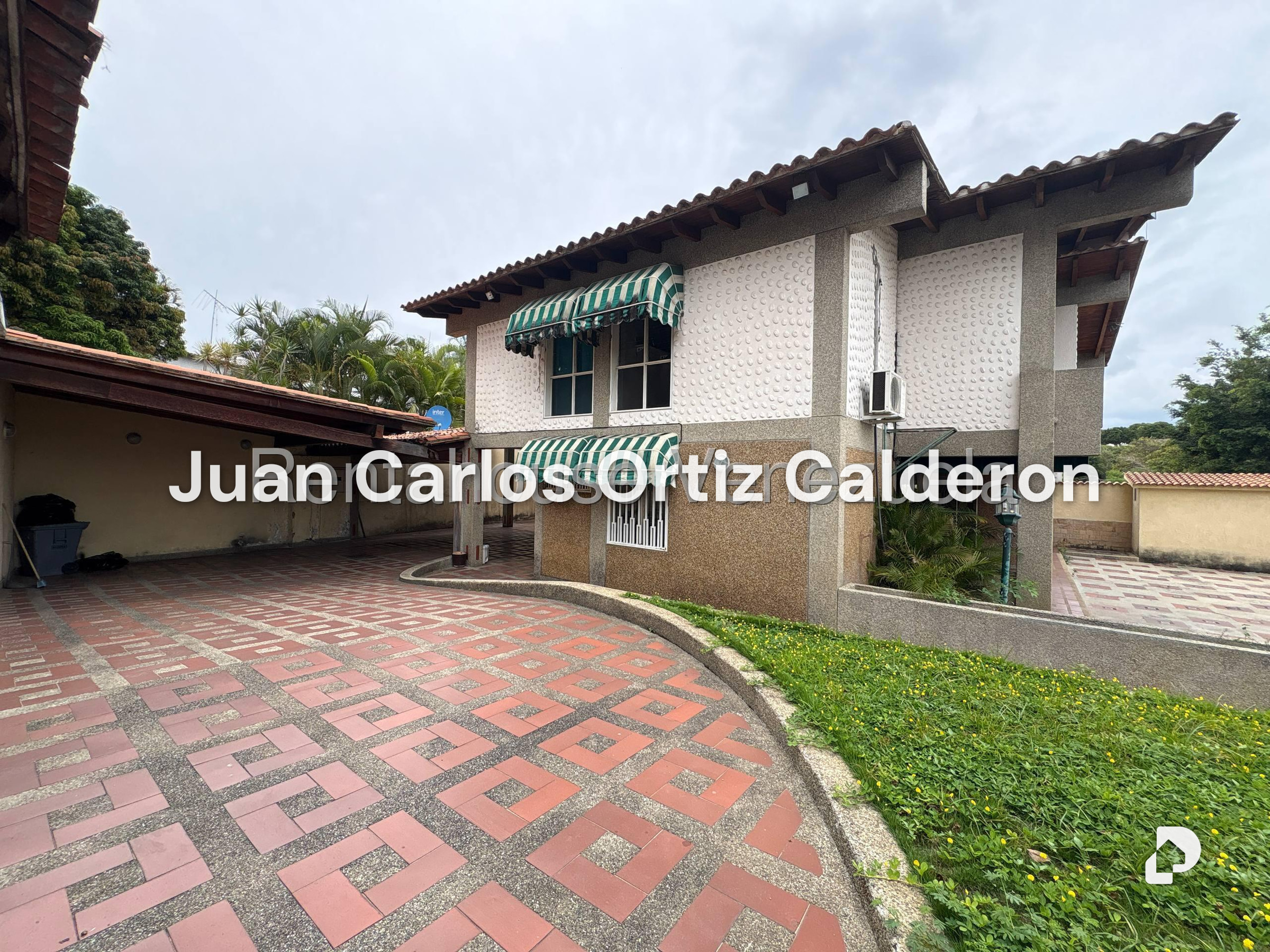 House in La Trinidad, Caracas – 20