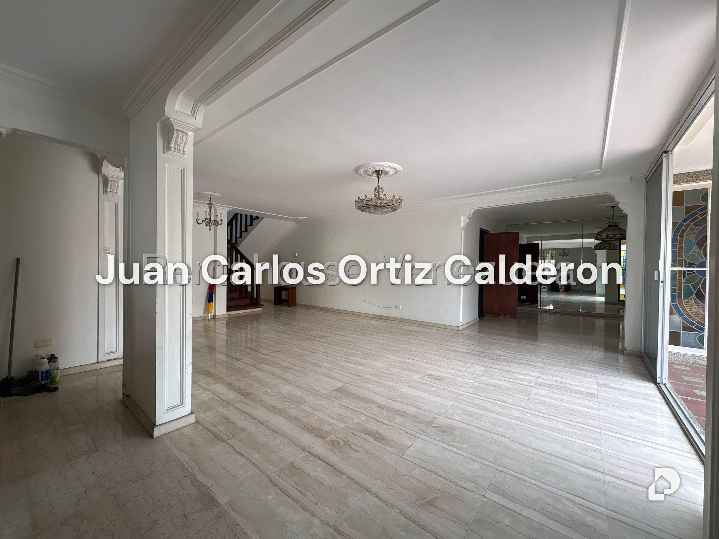 House in La Trinidad, Caracas – 2