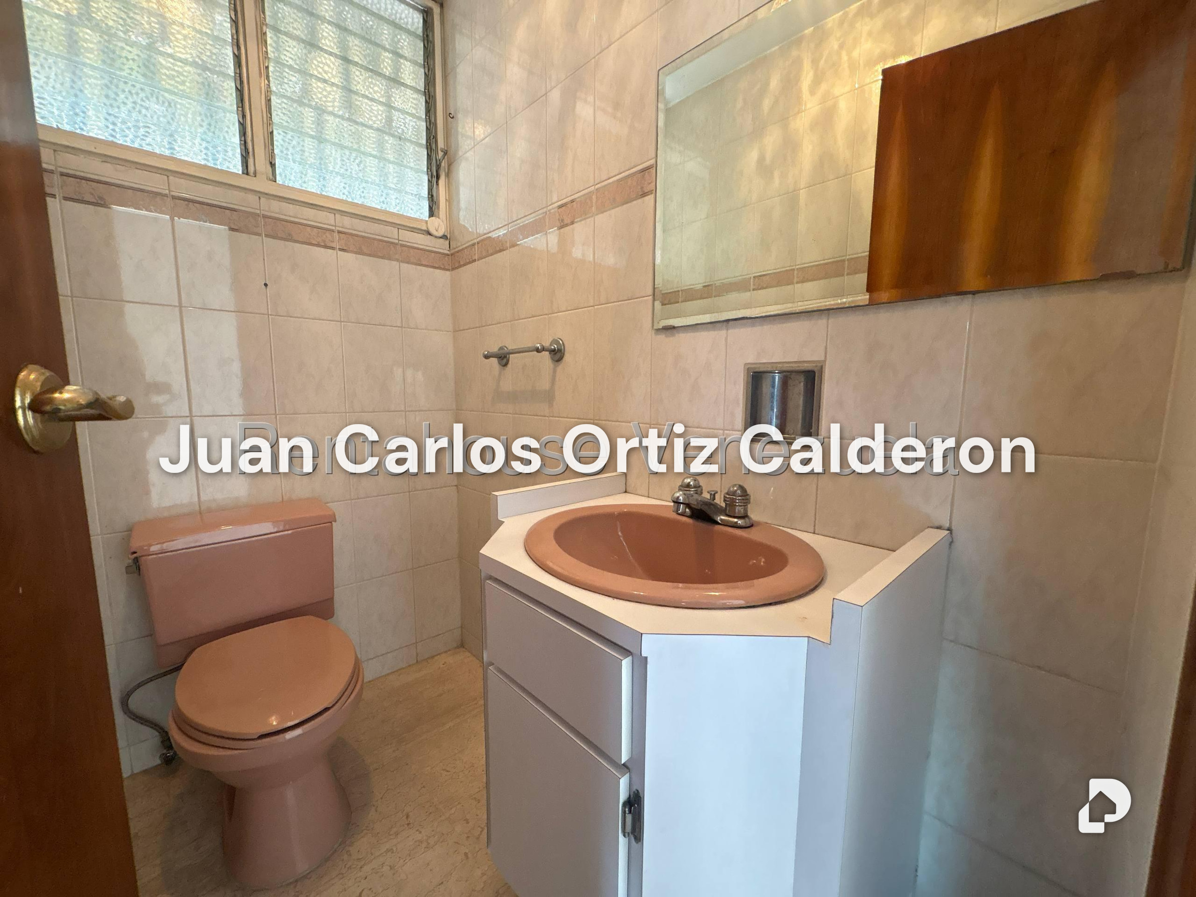 House in La Trinidad, Caracas – 13