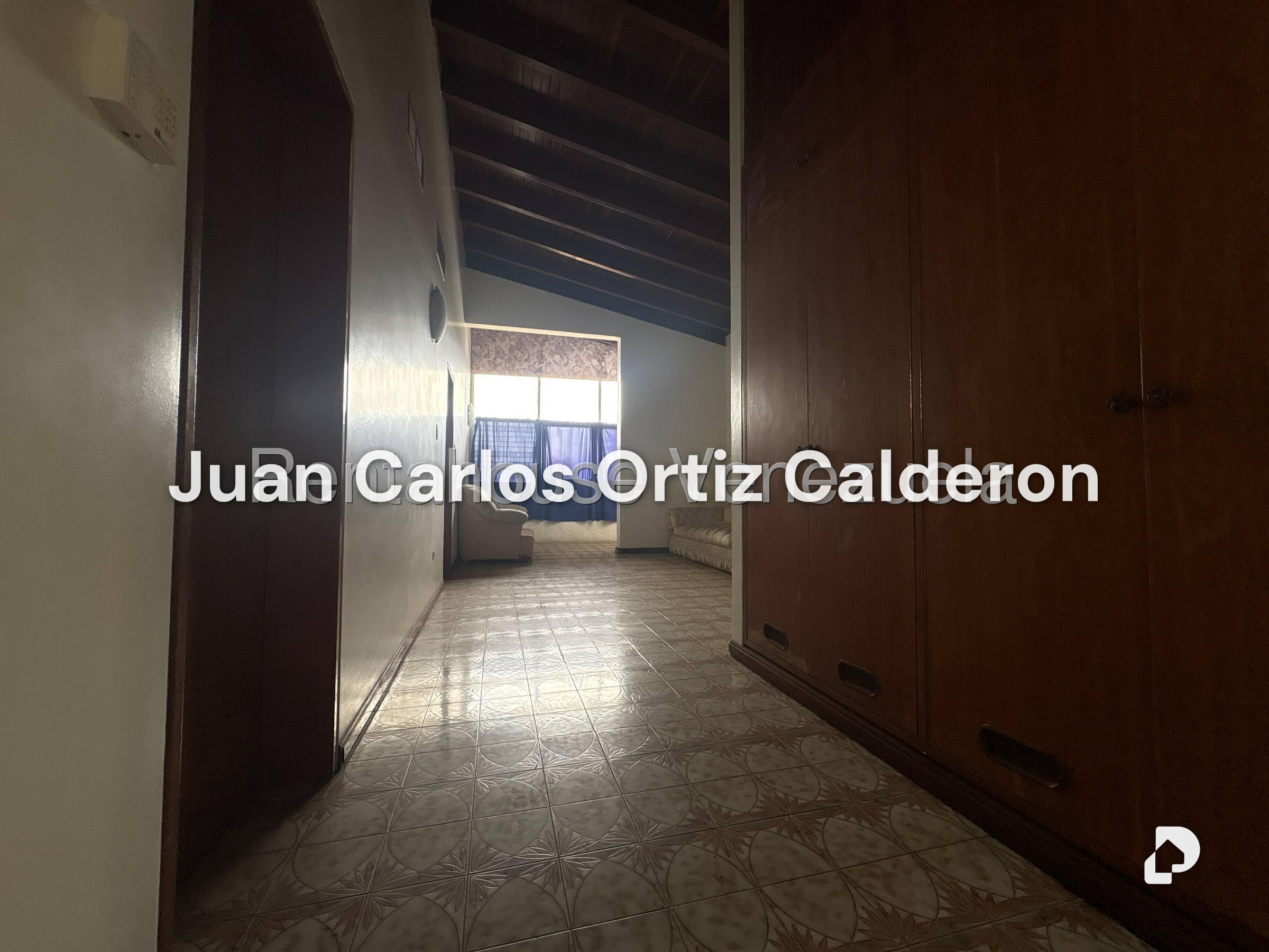 House in La Trinidad, Caracas – 22