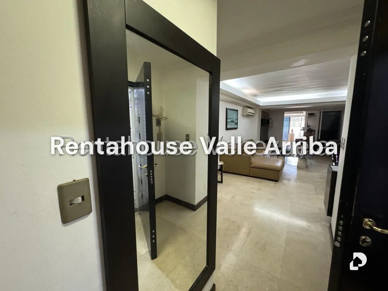 Apartamento en El Hatillo, Caracas – 8