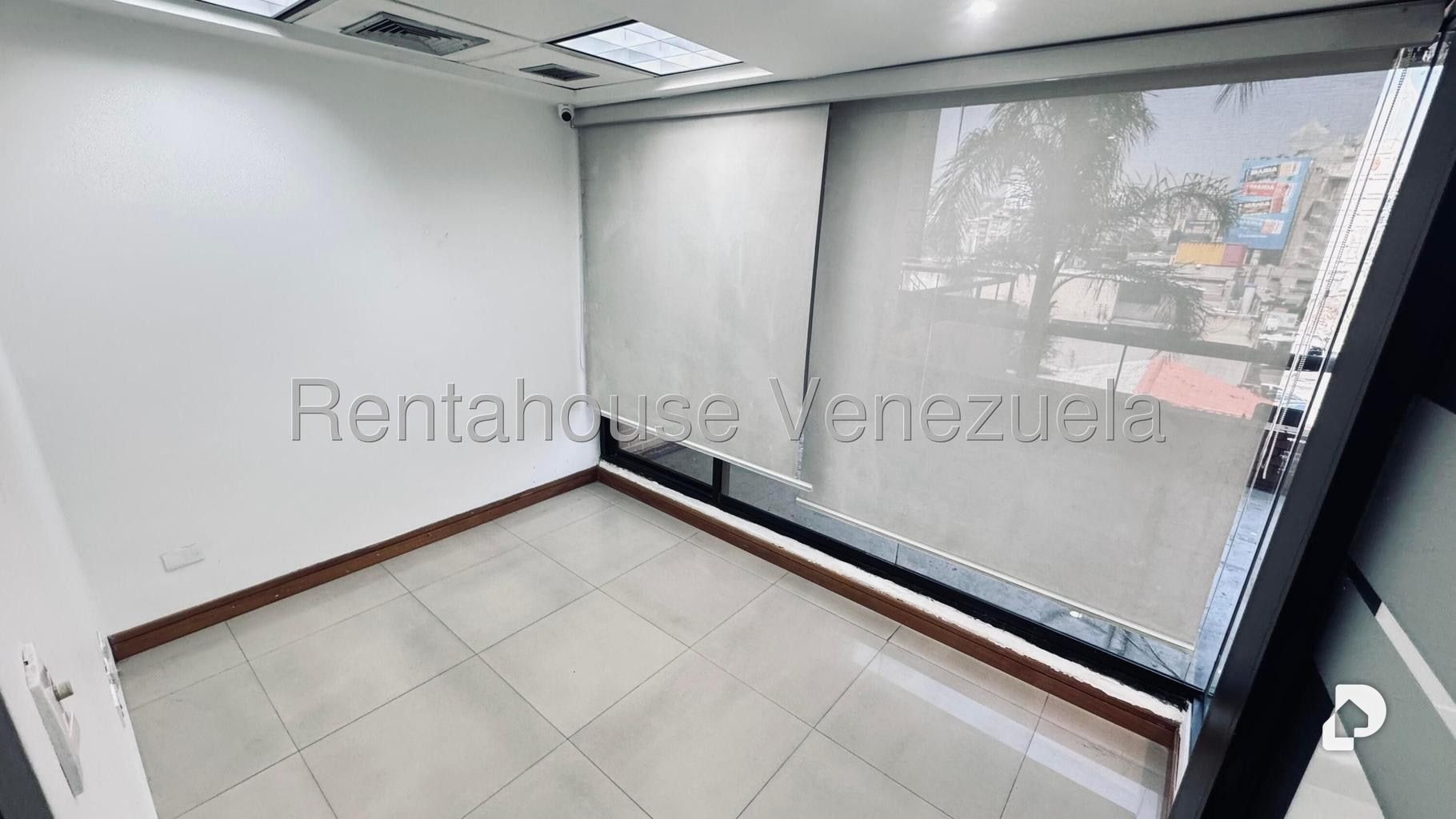 Oficina en El Rosal, Caracas – 15