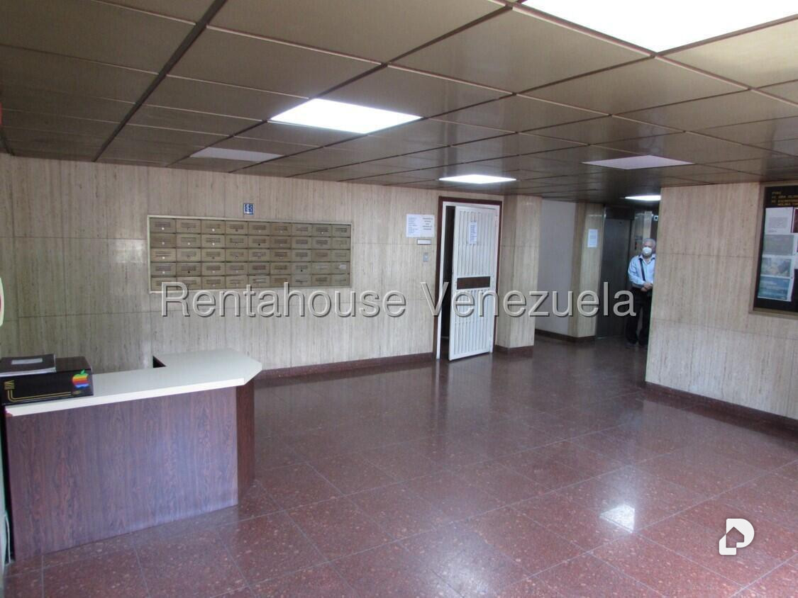 Oficina en Las Mercedes, Caracas – 3