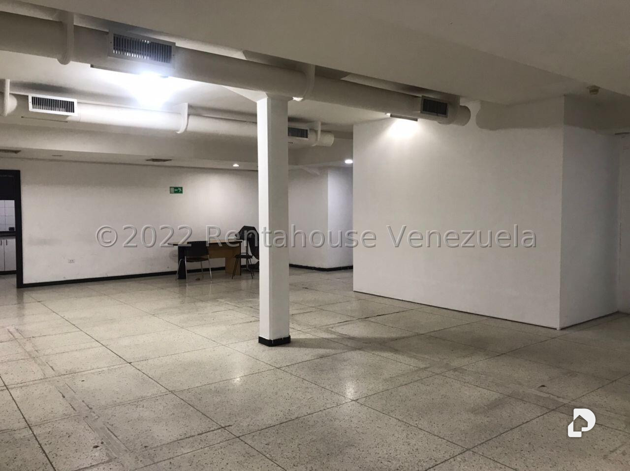 Edificio en Boleíta Sur, Caracas – 27
