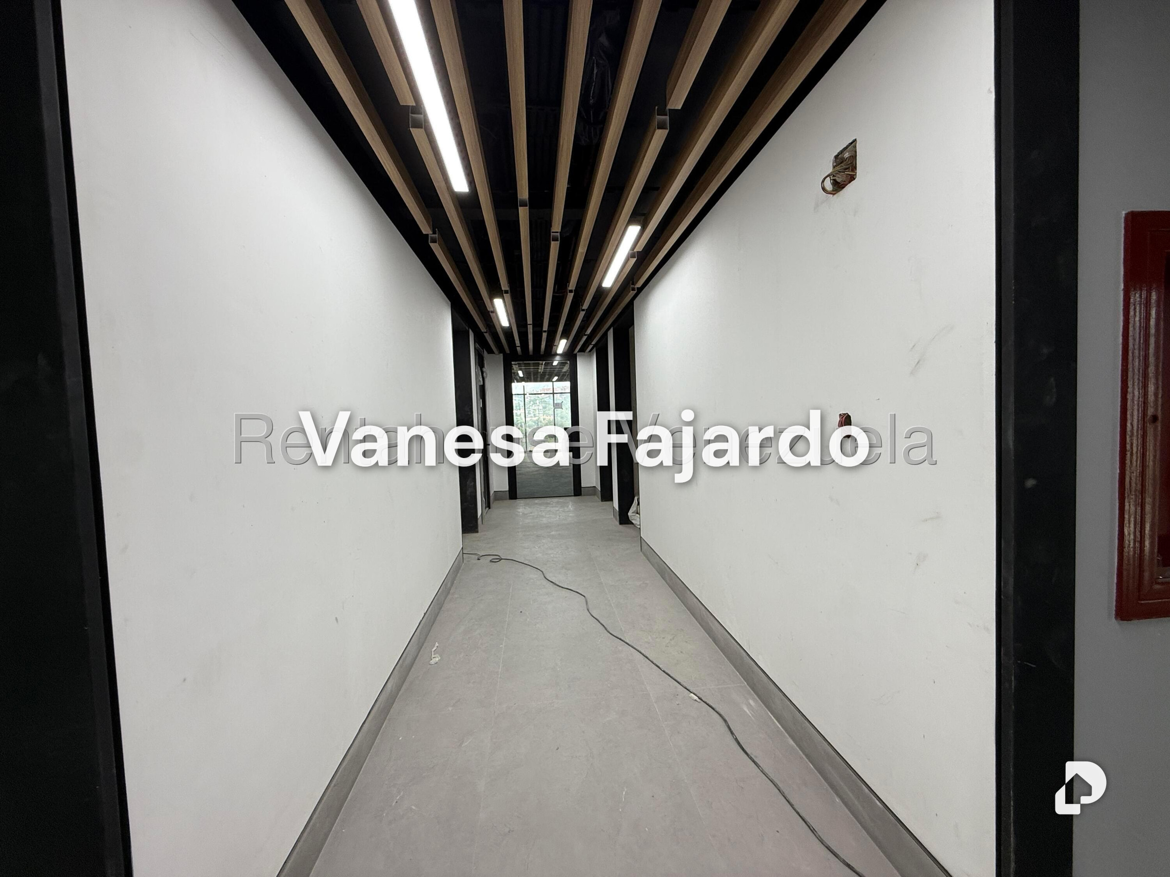 Oficina en Las Mercedes, Caracas – 9