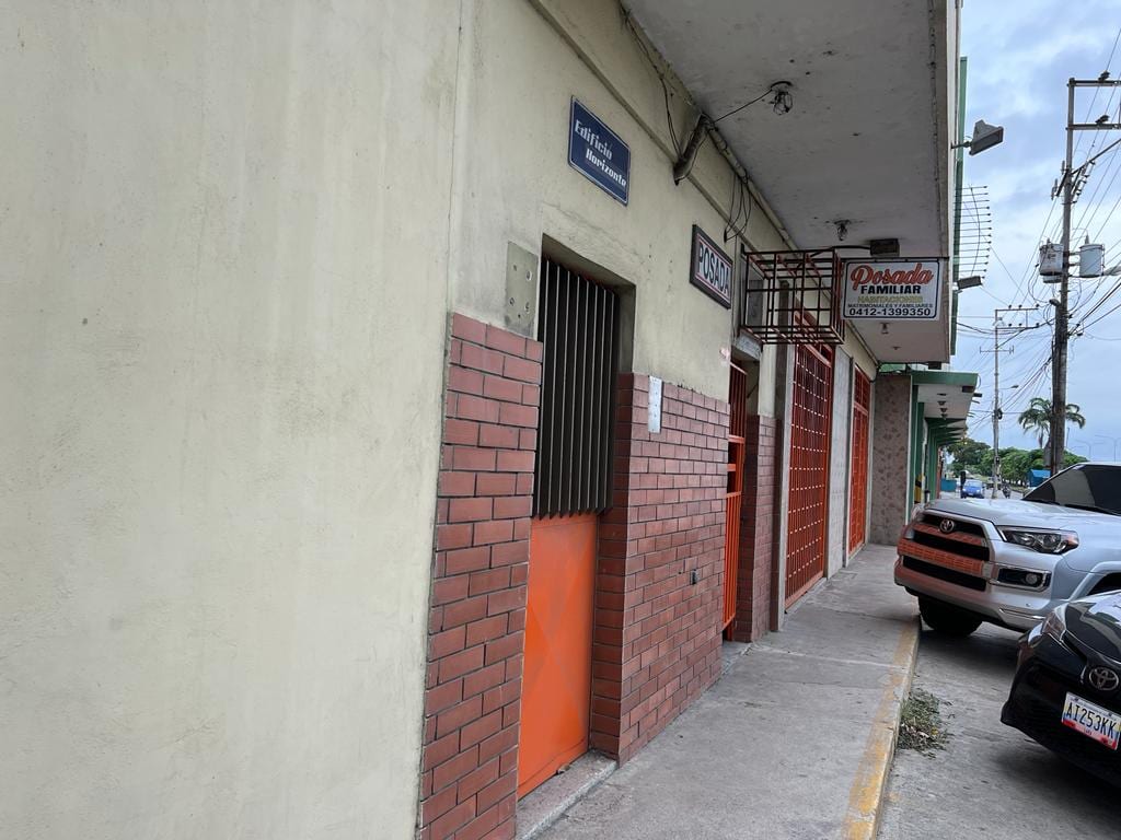 Edificio en La Sorpresa, Puerto Cabello - 1