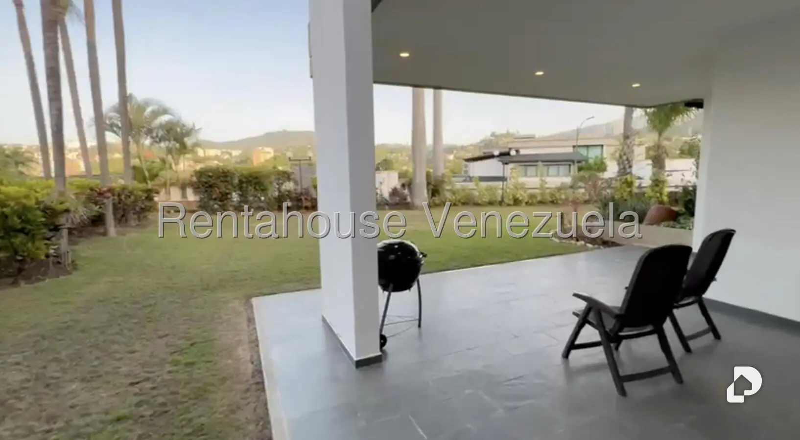 Casa en Prados del Este, Caracas – 17