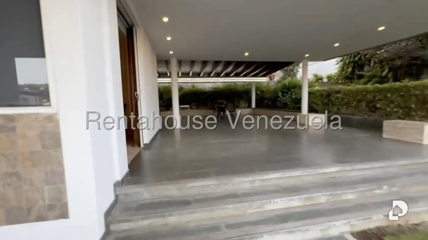 Casa en Prados del Este, Caracas – 20