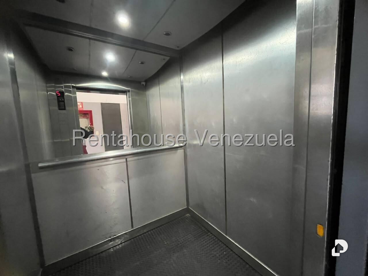 Edificio en Mariche, Caracas – 22
