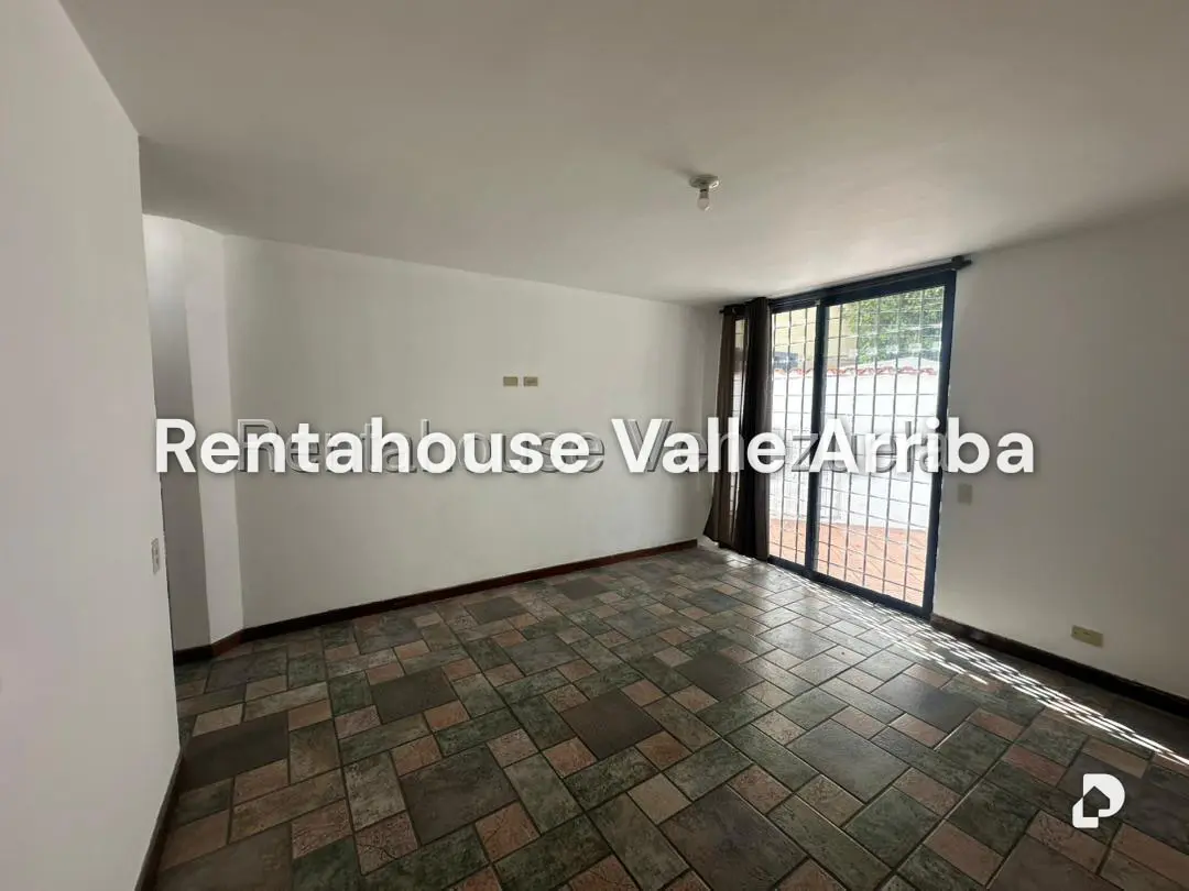 Casa en Santa Fe Sur, Caracas – 8