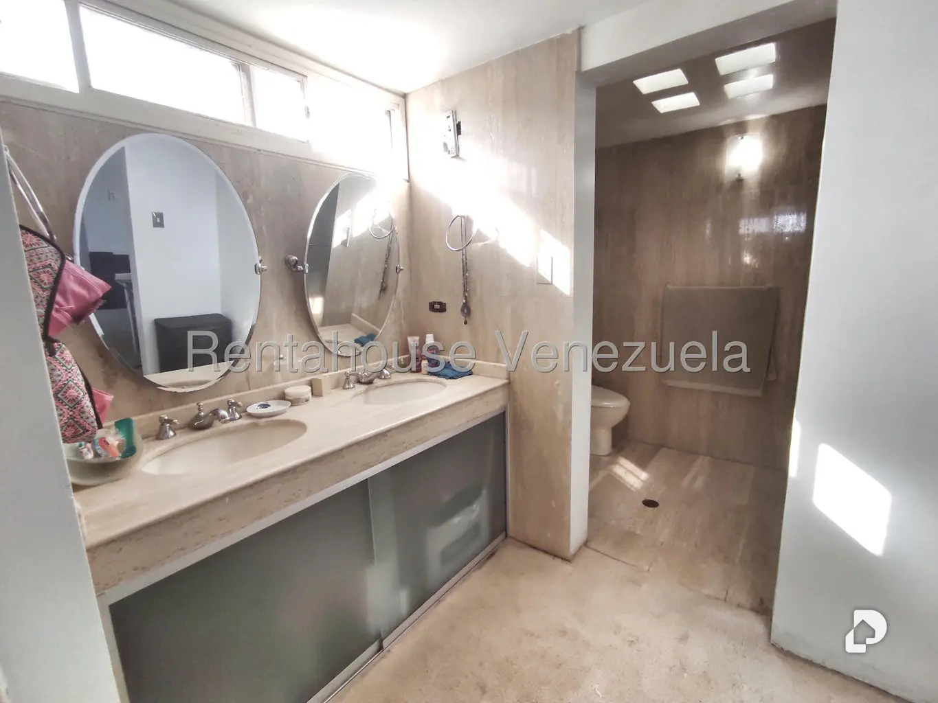 Casa en Santa Paula, Caracas – 21