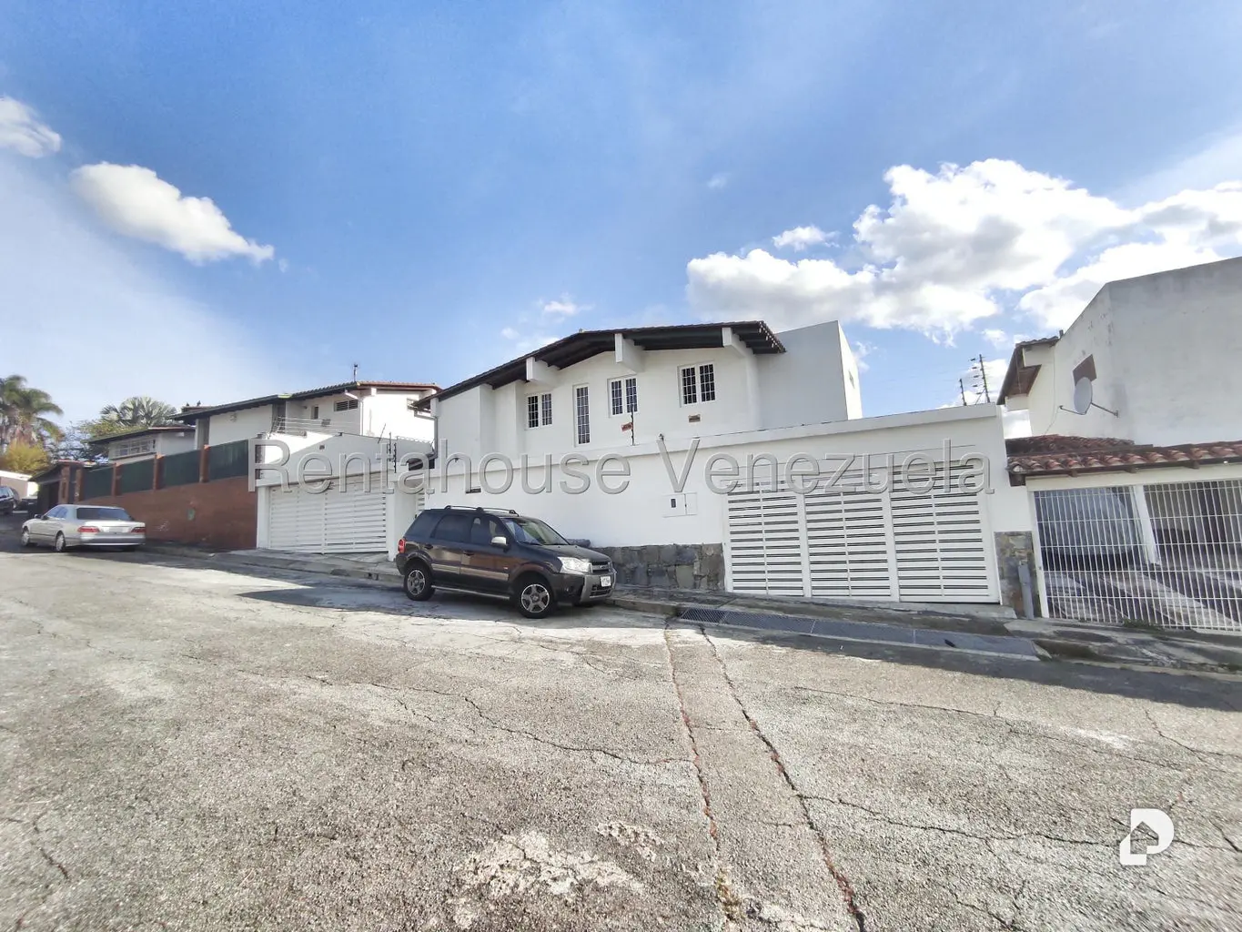 Casa en Santa Paula, Caracas – 1