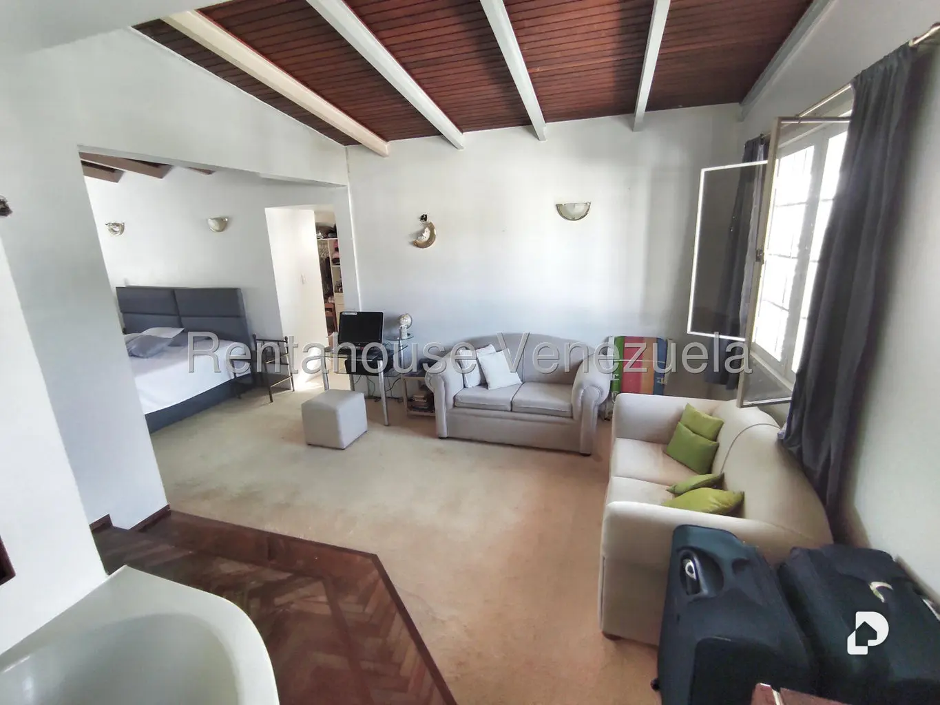Casa en Santa Paula, Caracas – 18