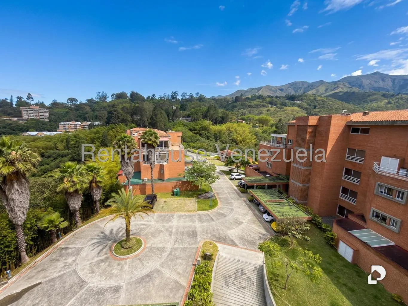 Penthouse en Oripoto, Caracas