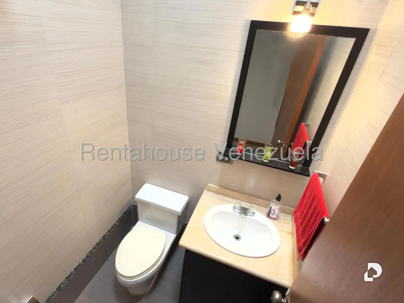 Penthouse en Oripoto, Caracas