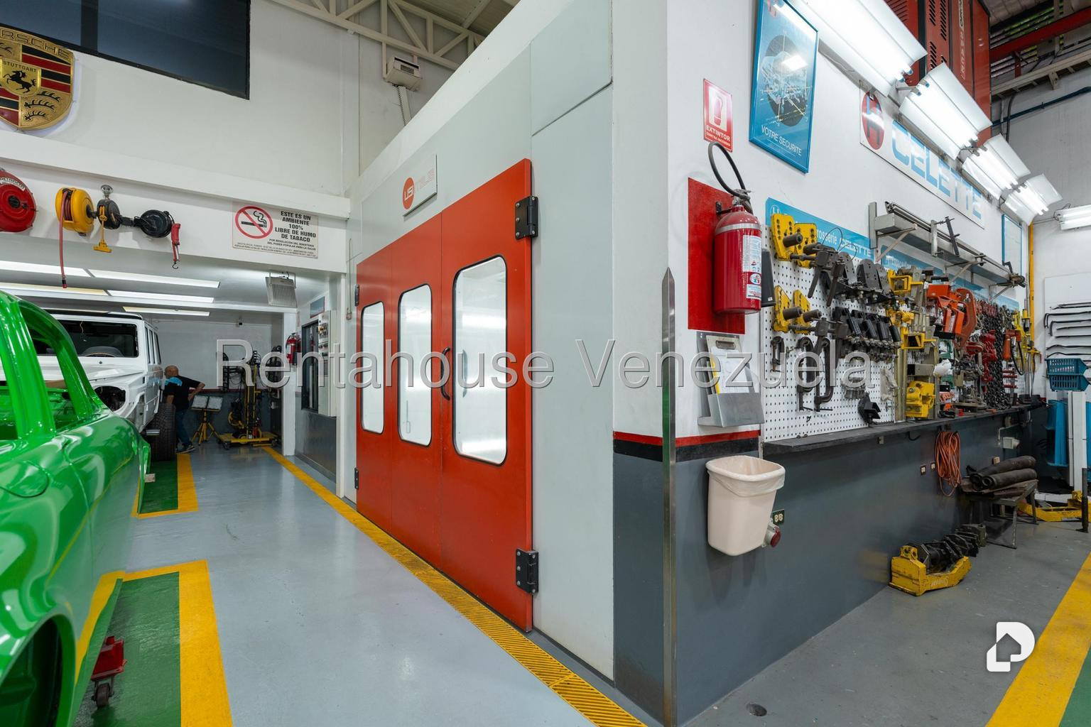 Commercial space in Los Chaguaramos, Caracas – 22