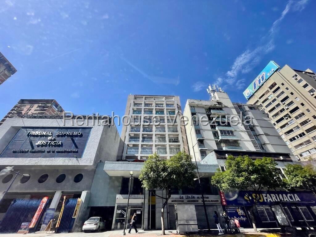 Oficina en Chacao, Caracas - 1
