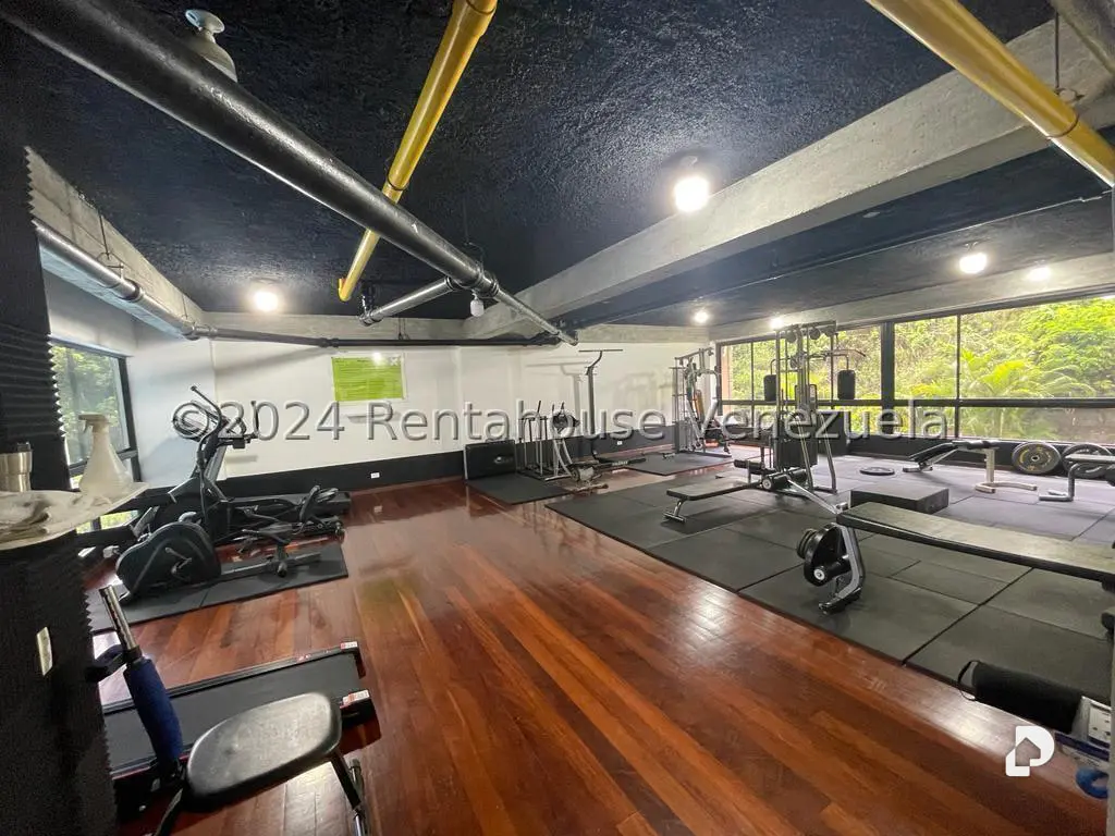 Apartamento en Lomas de La Lagunita, Caracas – 14